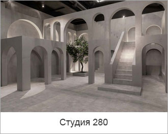 Арки, Лестницы, профессионализм, стиль, серый, студия, большой, зал, пара, чувства, модель, свет, радость, фотосессия, необычная, женщина, лучи, солнц